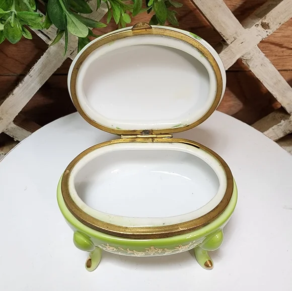 Vintage Norleans Trinket Box - Picture 3 of 5